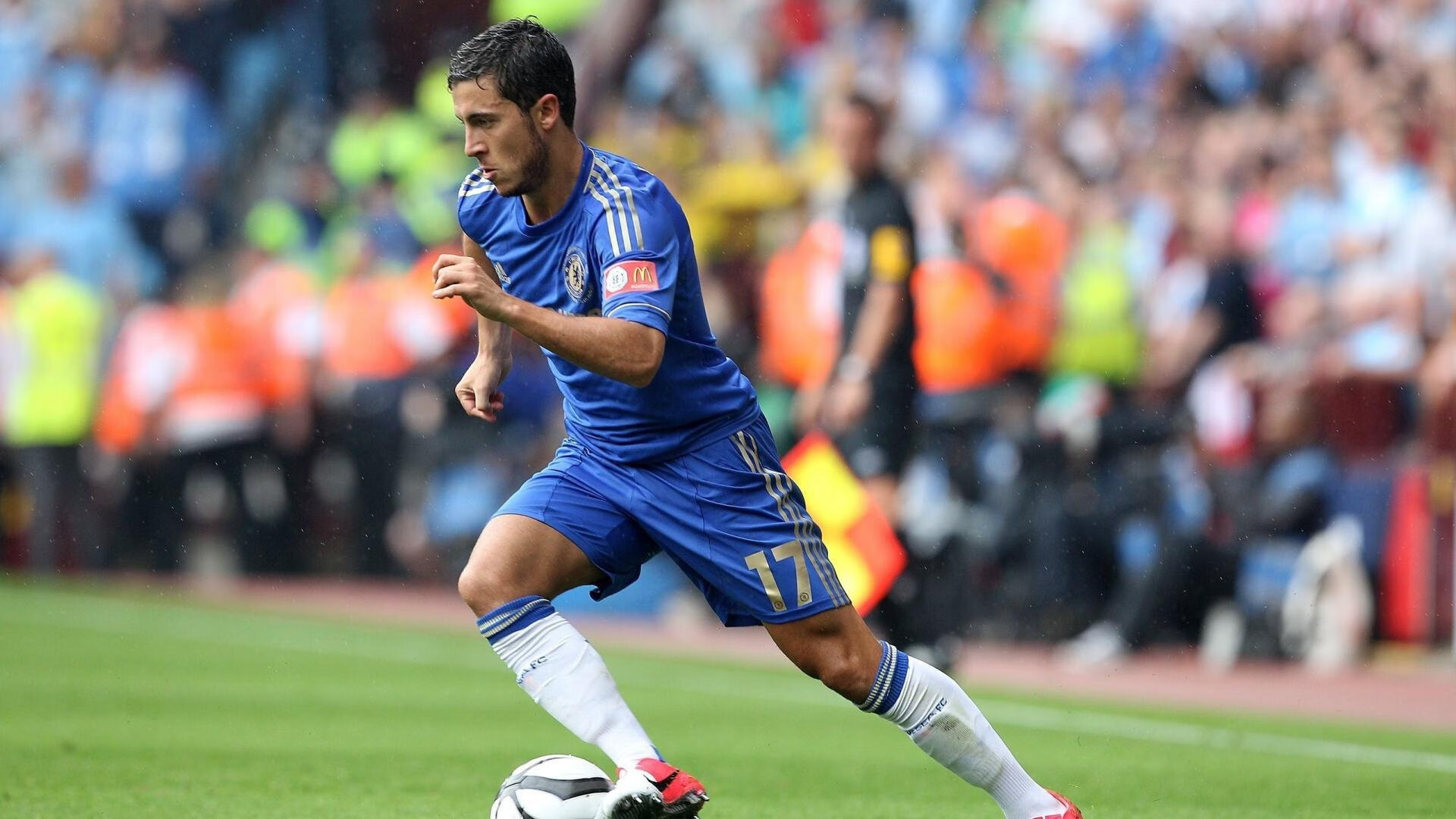 华体会官方入口-巴萨防线漏洞百出,布鲁日疯狂进攻逼平巴萨,巴萨布教授是谁